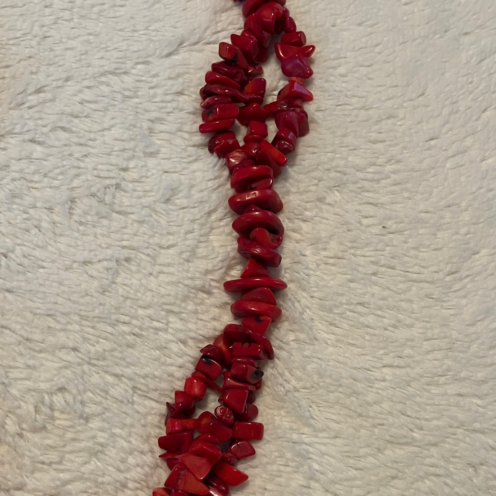 Red Coral Beaded Necklace - Picture 4 of 4
